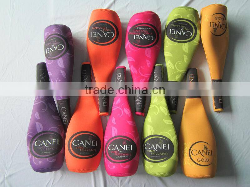 GR-B0182 different designs high quality neoprene wine bag