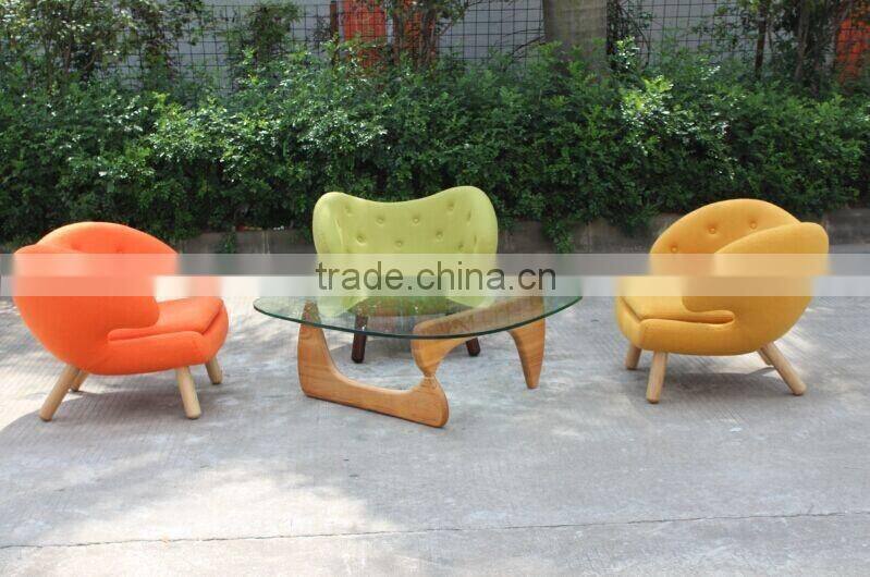 replica fiberglass material elegant grace cashmere Finn Juhl Pelican Chair with solid wood frame