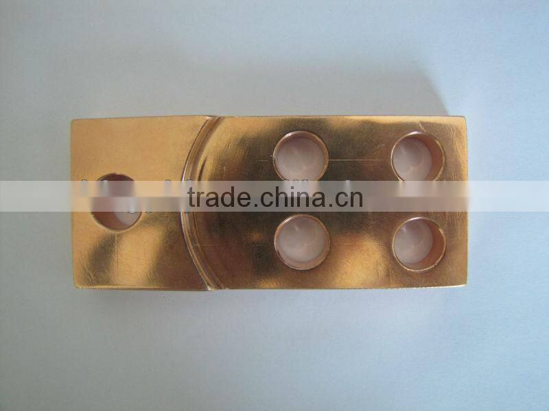 The main cable connection plate