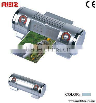 Laminating machine in A4 size