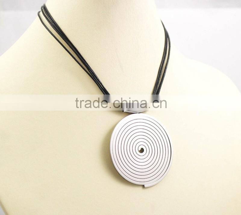 Rope Chain Stainless Steel Large Round Pendant Necklace