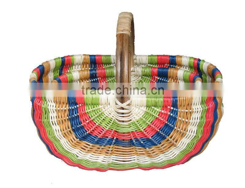 Rattan picnic basket with lid green colour