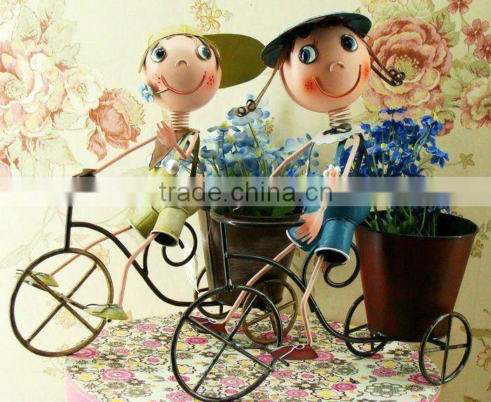 Lovely Metal Crafts (For Ganrden and Home Decor)