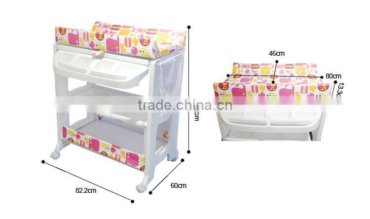 EN12221 baby changing station color changing bath mat