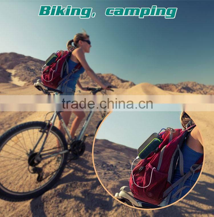 Dual USB 2.1A portable solar mobile charger in power bank, hand crank power solar charger