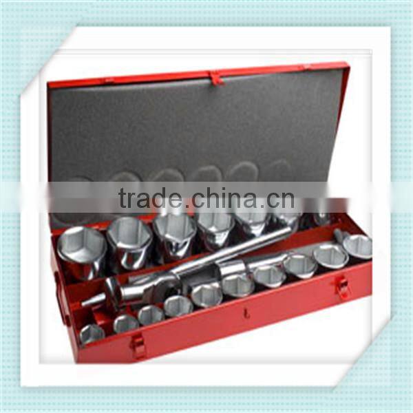 SOCKET WRENCH SET