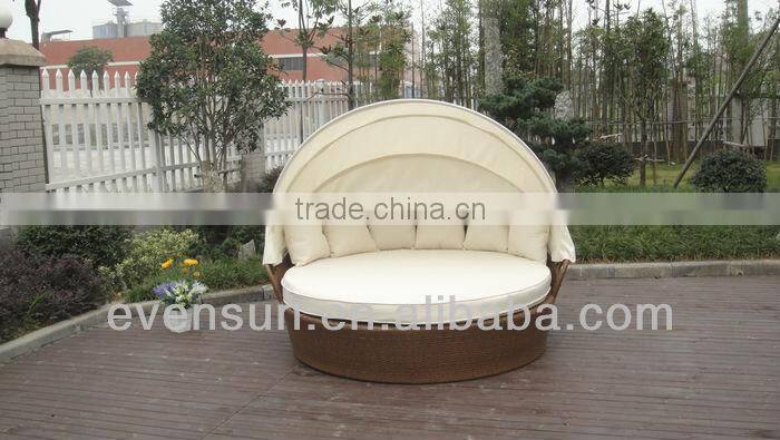 Rattan round outdoor lounge bed with canopy