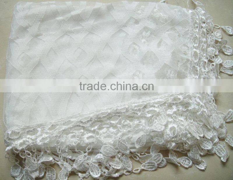 Fashion 100%cotton popular lady geometrical cotton white lace scarf