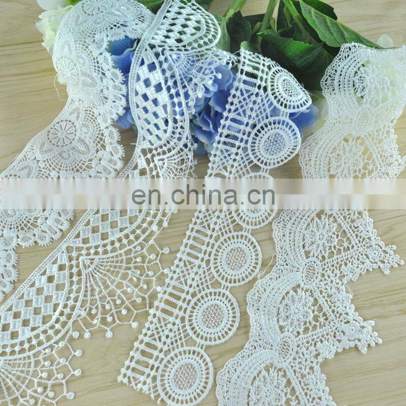 2017 hot sale white polyester garment embroidered lace