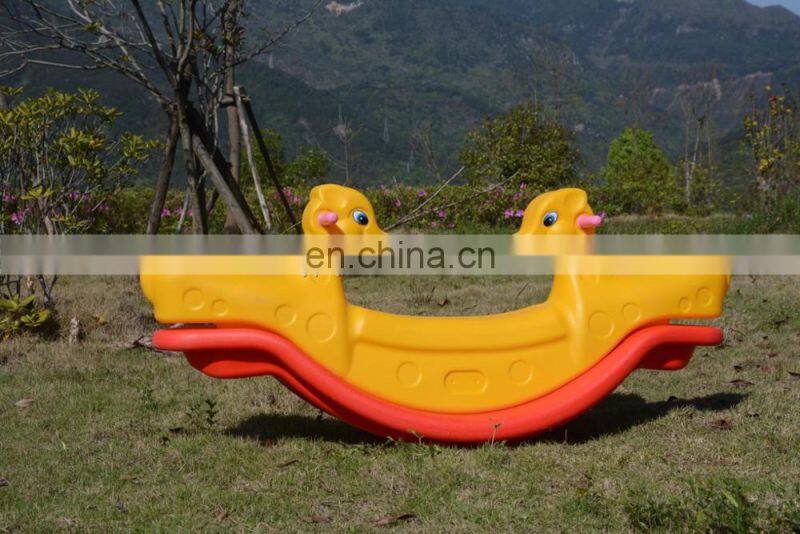Children double rocking horse plastic rocking horse baby plastic trojan toy animals on the seesaw kindergarten teaching