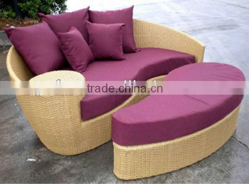 wicker furniture outdoor sunbed