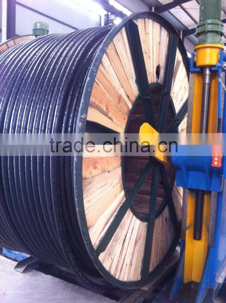 aerial bundle cable armored Triplex drop NFC33-209
