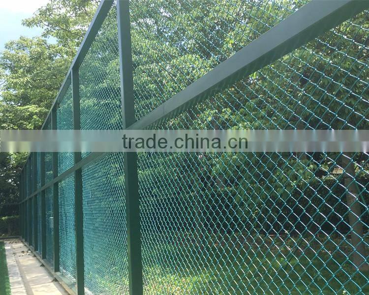 2016 lastest custom steel football cage soccer cage