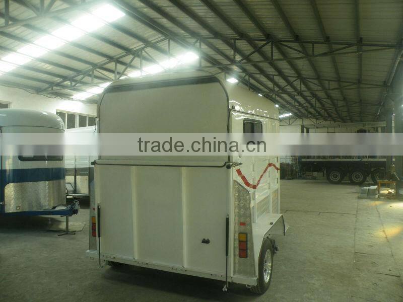 2 horse straight load deluxe L400 horse float