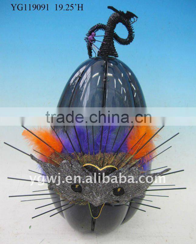 halloween spider decoration with carnival mask