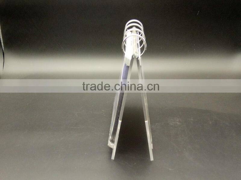 2016 Hot Sale Clear Acrylic V Shape Table Calendar Desk Calendar Display