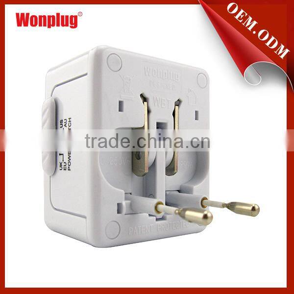 Smart appearance mini universal 1 usb travel adapter with LED light