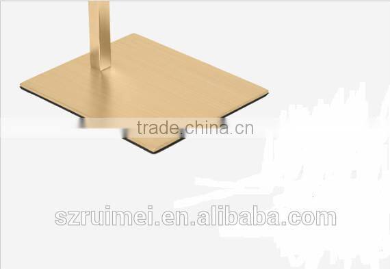 Modern counted adjustable bag display cabinet