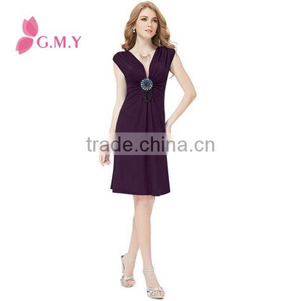 Ornamental V-neck Exquisite Flirty Elegant Kness Length Cocktail Dress