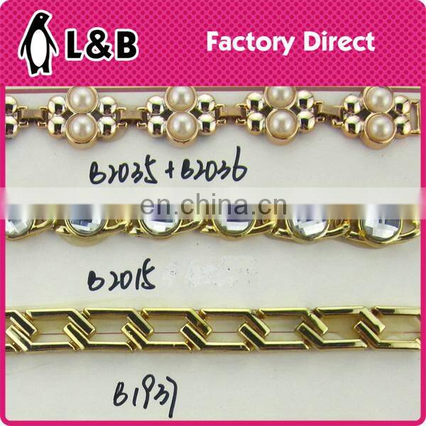 Latest design jewelry accessory gold plastic chain
