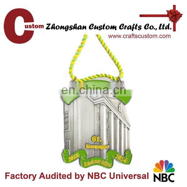 Customized kids' metal medal for souvenir & gift
