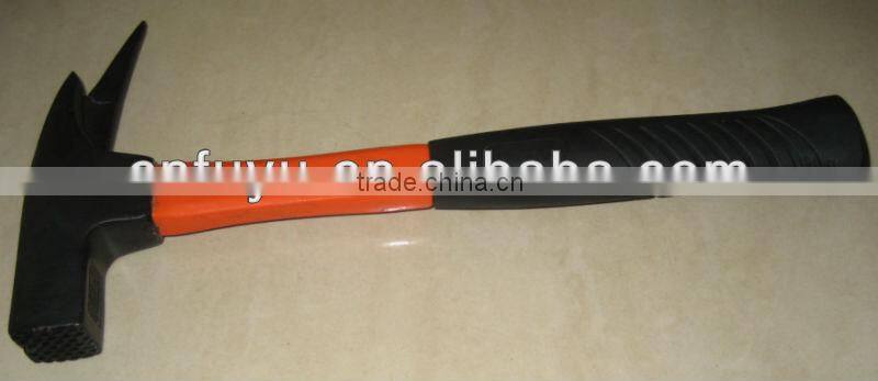 AMERICAN TYPE STONING HAMMER WITH WOODEN HANDLE