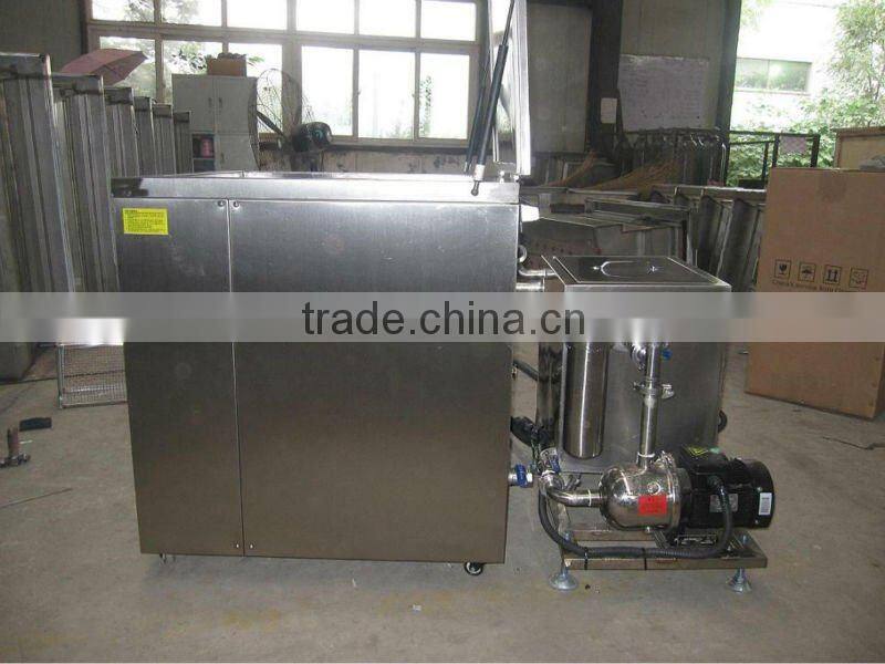 Industrial Cleaning Cleaner engine part