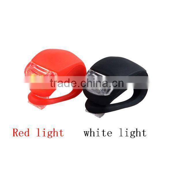 Professional Cold White LED Bike Light Torch 2000lm Zoomable Light For Bike