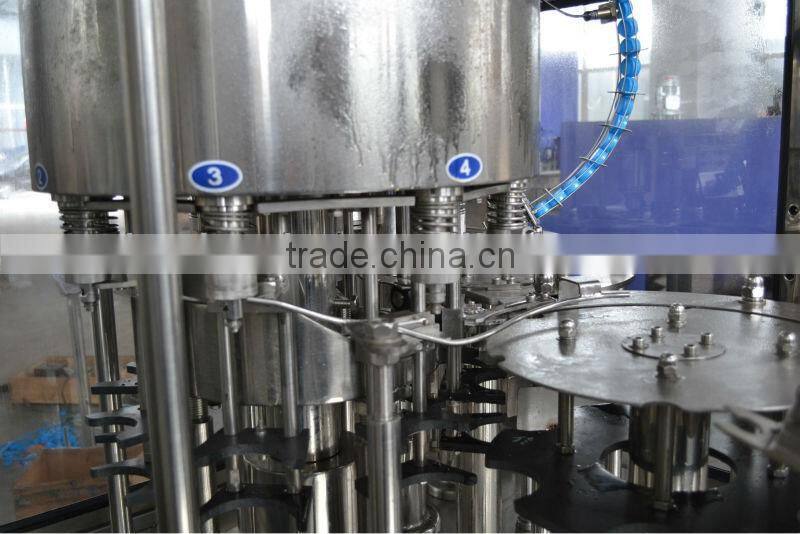 Automatic PET bottling machine