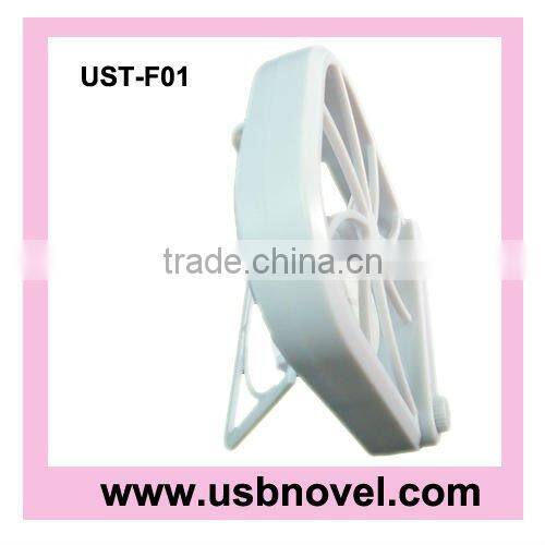 Mini USB fan with switch control
