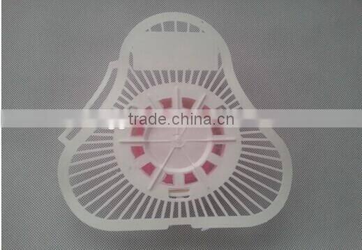 urinal screen with para-deodorant block