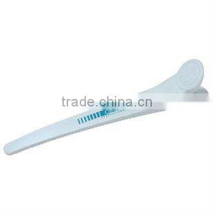 Professional salon use plastic hair grip M030