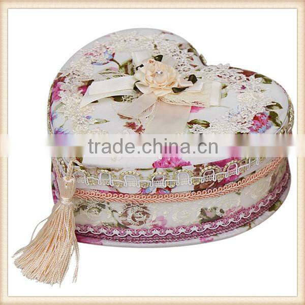 Noble home decorative large heart shape fabric jewelry box
