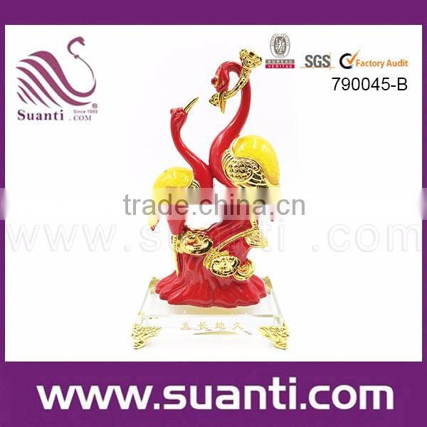 Latest Chinese Stylish Polyresin Love Swan Statue for Wedding