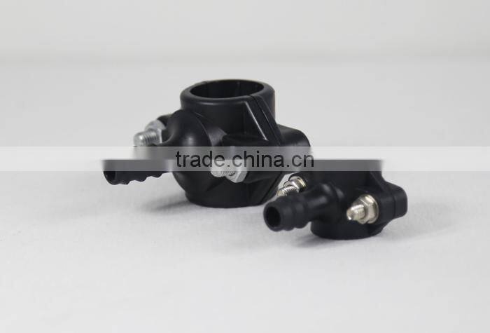 Saddle clamp for pipe and tubing