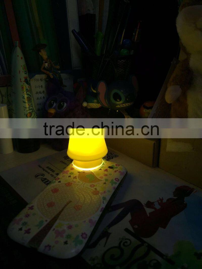 Creative Cellphone Lampshade With Holder. Portable Silicone Lamp-Chimney For Mobile Phone FlashLight