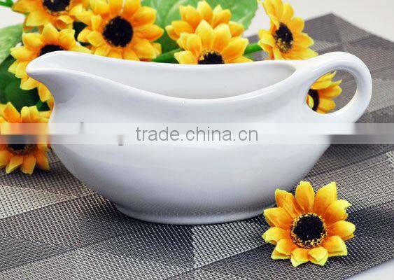 Hot sale solid color stoneware gravy boat