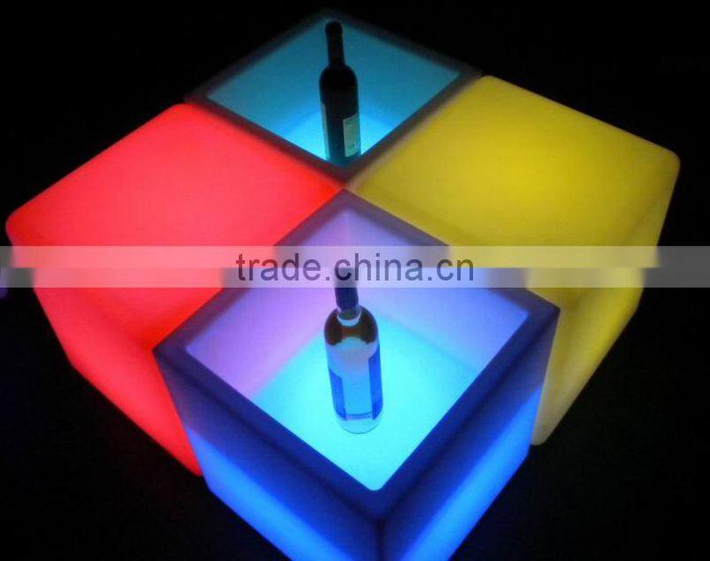 Morden solar powered glowing lighting hard plastic 3D waterproof LED cube for outdoor/ indoor