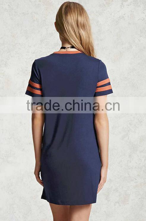 Woman Short Sleeve Round Neck Contrasting Varsity Stripes T-shirt Casual Shift Dress