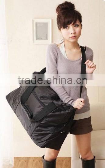 Large capacity portable travel bag