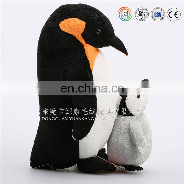 Lovely promotional toy mom and baby family penguins gift