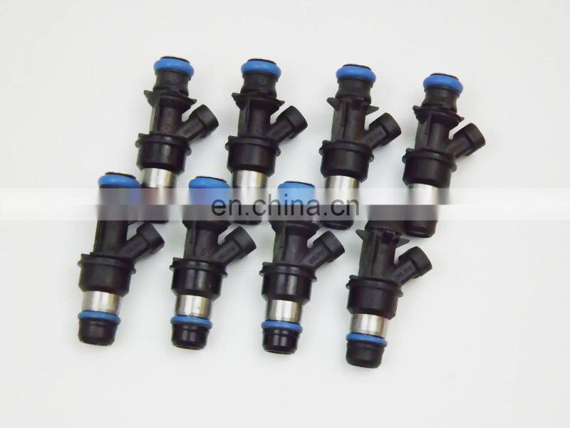 4 HOLE fuel injectors For 1999-07 Chevy GMC Hummer 4.8 5.3 6.0 25317628*8