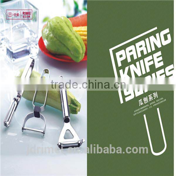 Vegetable peeler tool for potato peeling