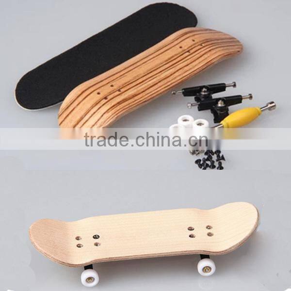 Professional Maple Complete Wooden Fingerboard with Nuts Trucks Tool Kit - Basic Bearing Wheels