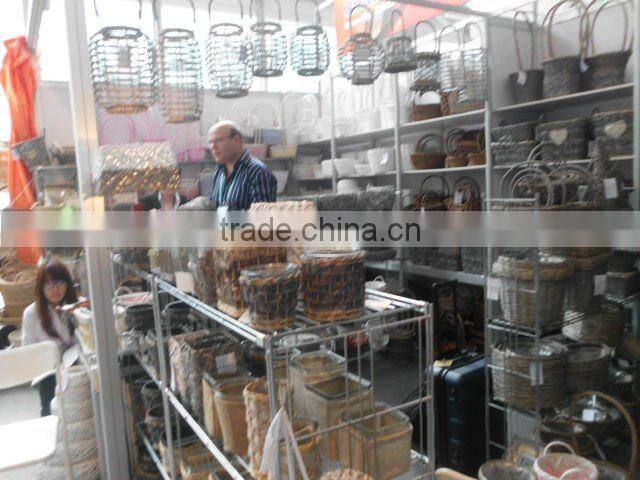 wholesale inexpensive wicker fishing creel basket for storage