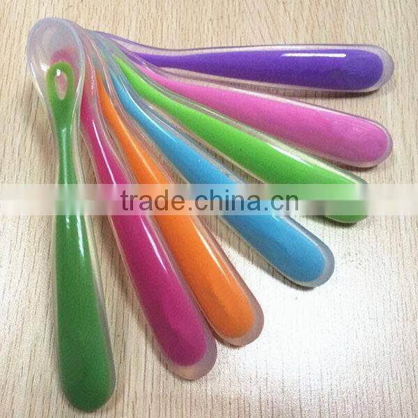 Customized Best-Selling cute silicone baby feeding spoon