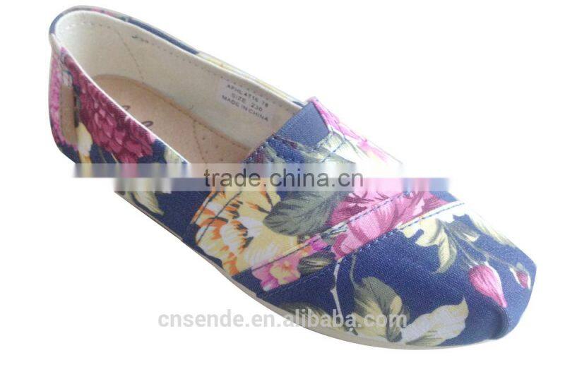 china cheap lady canvas casual shoes