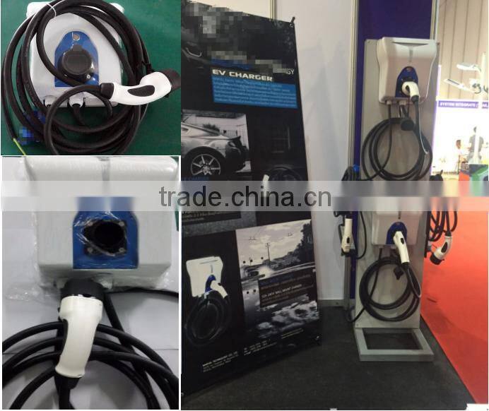 Khons 32A Type 2 wall mount charger with IEC62196 female plug