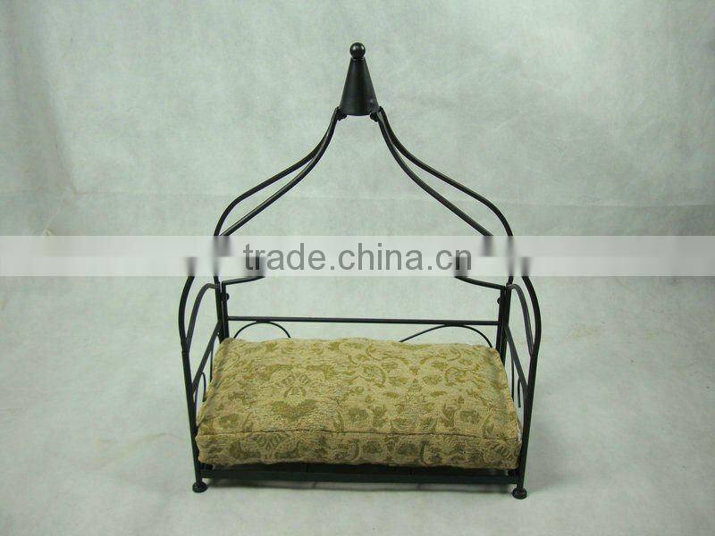 Metal pet bed for dogs