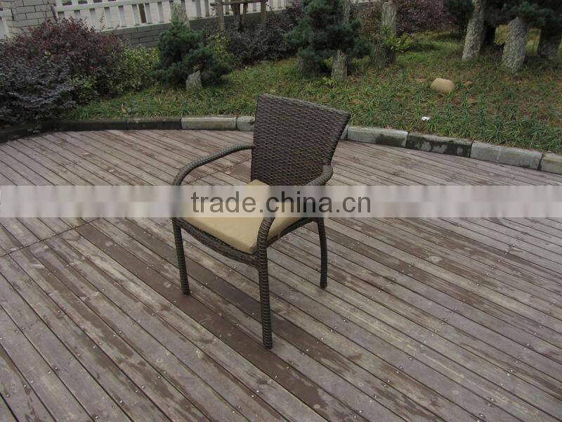 Outdoor rattan dining chair